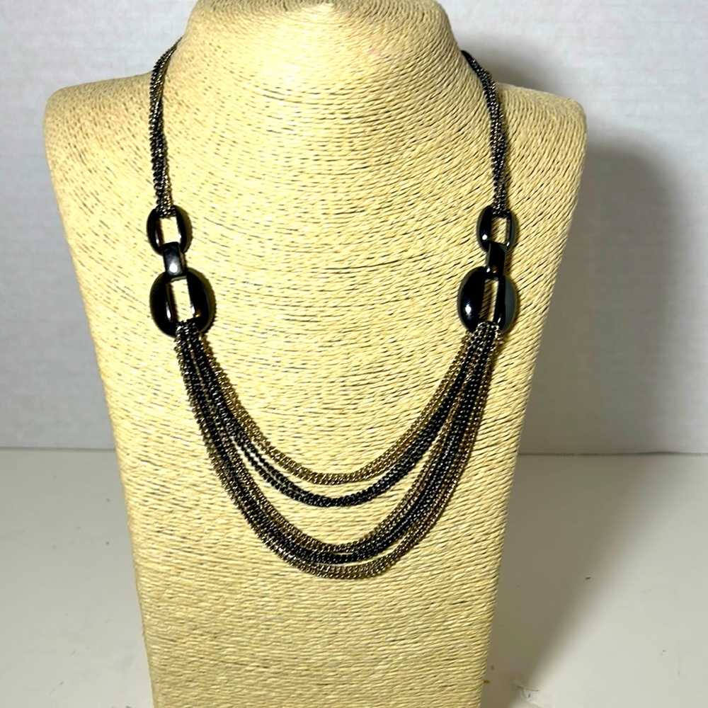 Liz Claiborne necklace black metal gold tone chain approx 9”